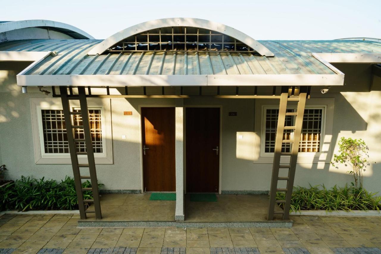 Windale Resorts Pooppara Exteriér fotografie